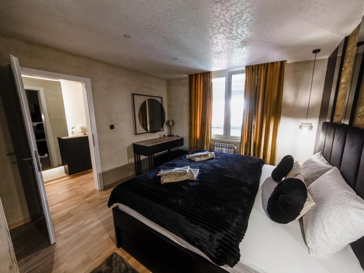 Apartamento Apartman Stari Toranj II Vukovar Exterior foto