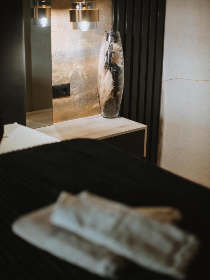 Apartamento Apartman Stari Toranj II Vukovar Exterior foto
